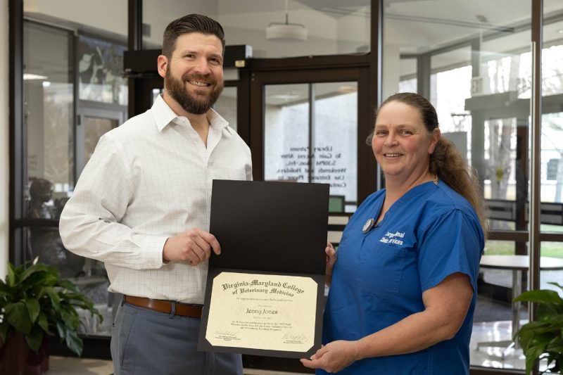 (From left) Anthony Grafsky and Jenny Jones, one of the recipients of the Employee of the Year 2023 award at the Veterinary Teaching Hospital. 
