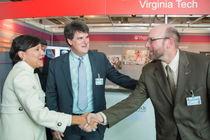 U.S. commerce secretary visits Virginia Tech booth at Hannover Messe