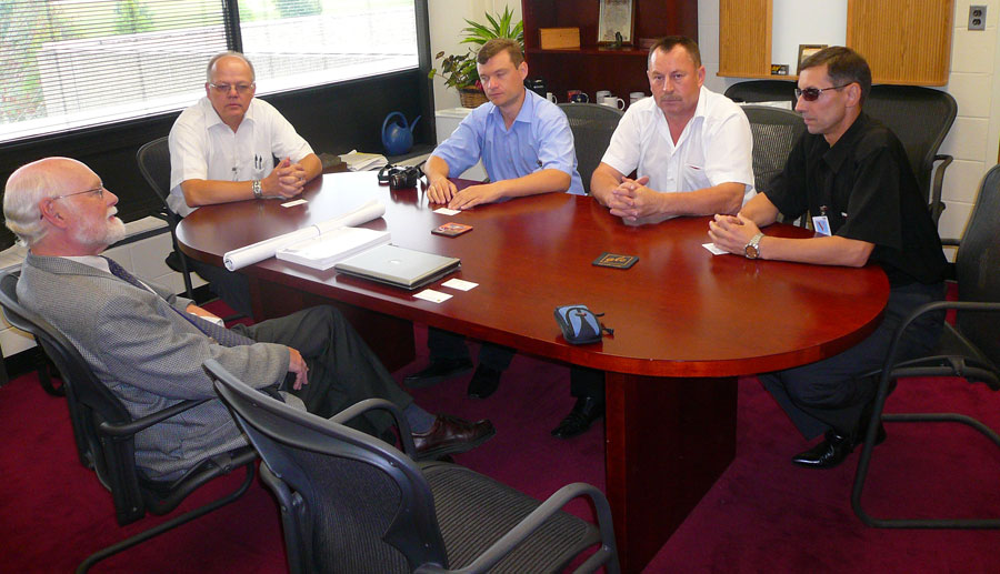 Dr. Roger Avery (left), associate dean for research and graduate studies in the veterinary college, talks with (from clockwise) Drs. Mark Varner, Valentin S. Skripkin, Vasily P. Tolokonnikov, and Gennady G. Solgalov. The guests were part of a delegation from the University of Maryland and the Stavropol State Agrarian University in Russia that recently visited the college as part of a three-year United States Agency for International Development (USAID) Higher Education Development-funded project.