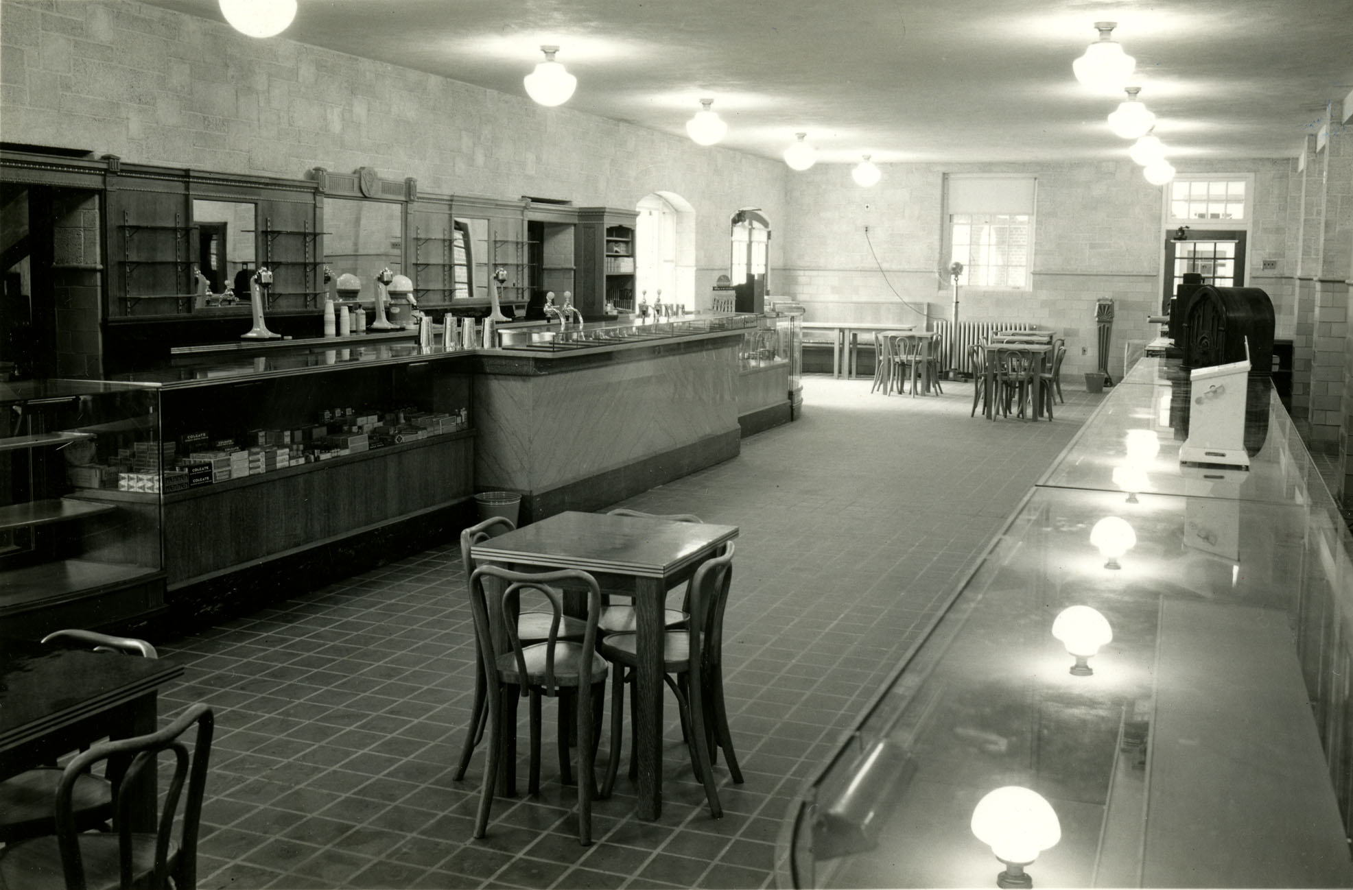History photo of a snack bar in Squires Student Center