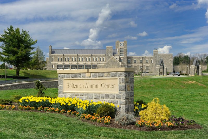Holtzman Alumni Center